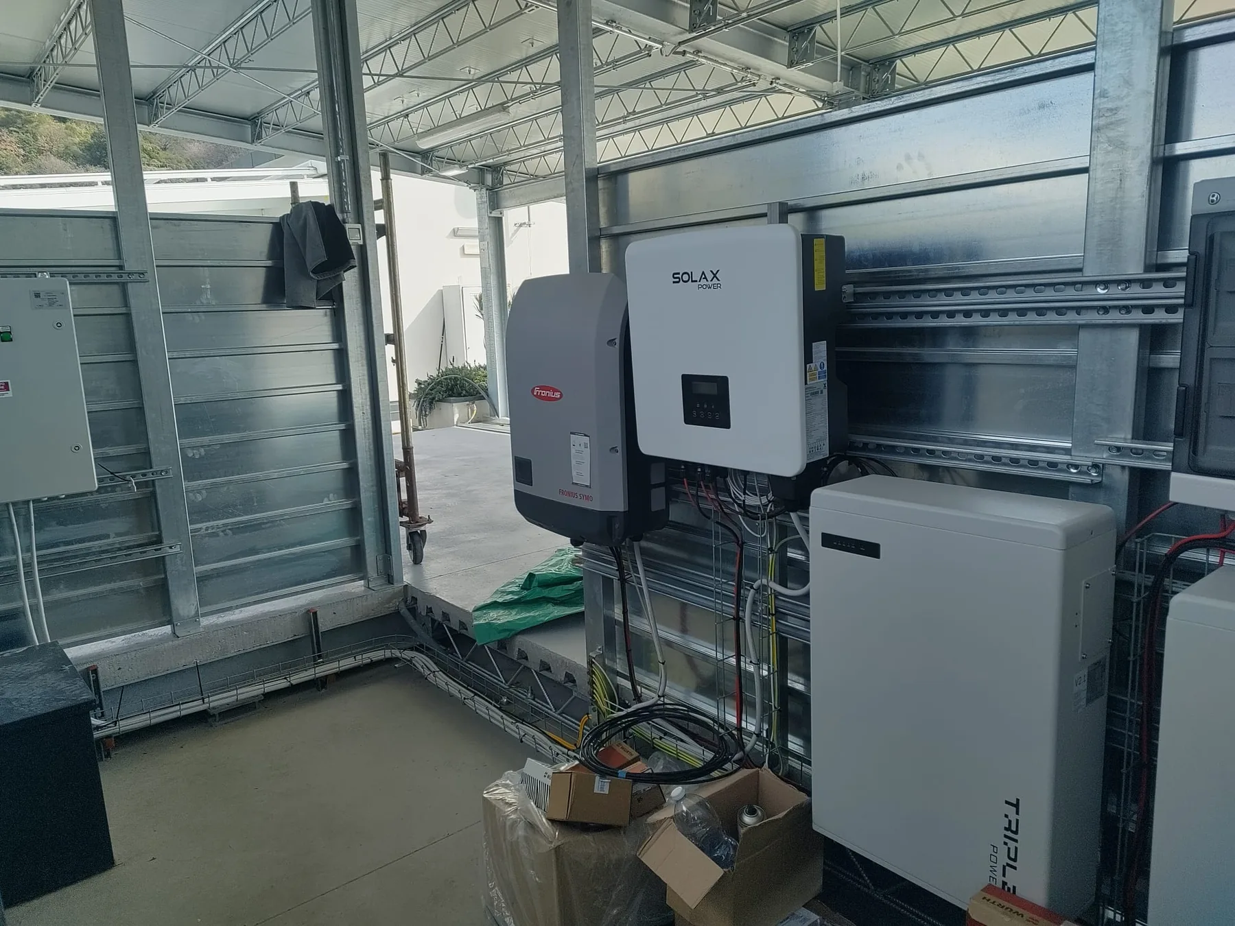Inverter e accumulo impianto fotovoltaico Coseva